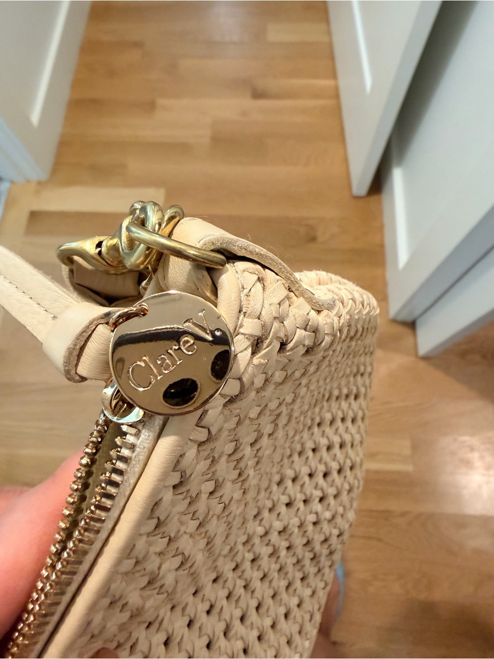 Clare V. Petit Moyen Messenger Crossbody Bag with Top Handle - Picture 4 of 6